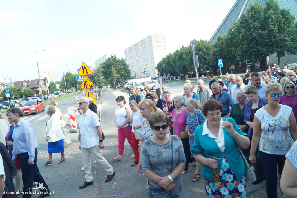 Boże Ciało: procesja parafii NSJ