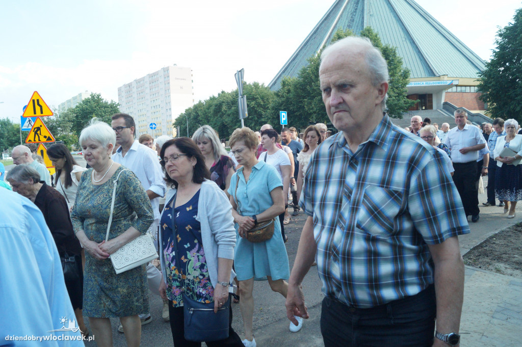 Boże Ciało: procesja parafii NSJ