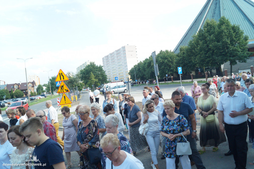 Boże Ciało: procesja parafii NSJ