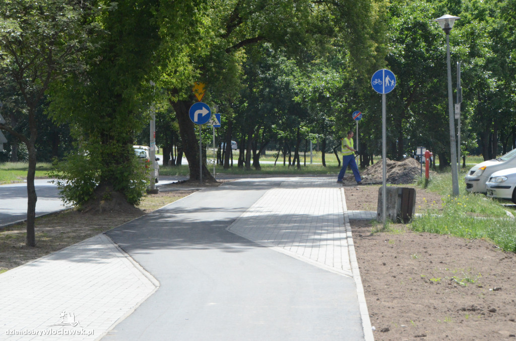 Ścieżka na ul. Ostrowskiej gotowa