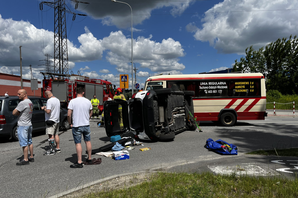 Wypadek na skrzyżowaniu ulic Zielnej i Papieżka
