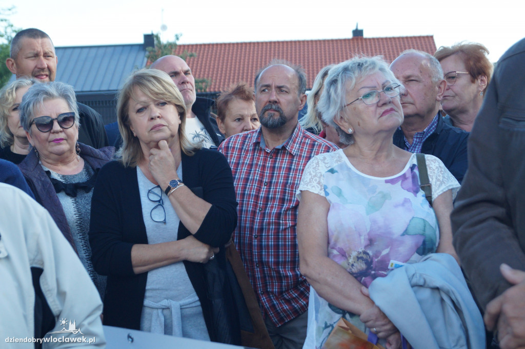 Protest mieszkańców na ul. Płockiej