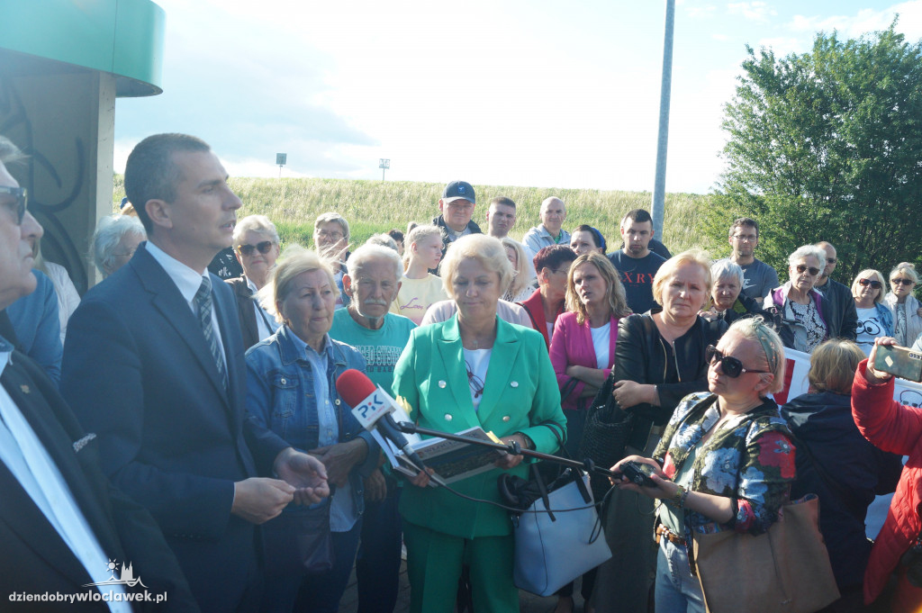 Protest mieszkańców na ul. Płockiej