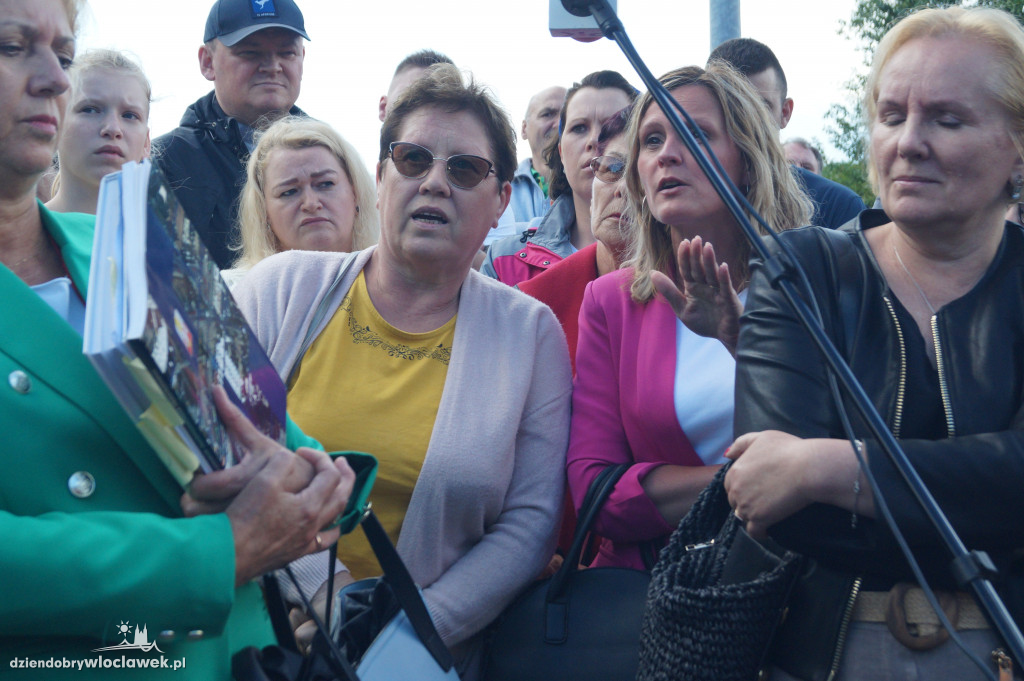 Protest mieszkańców na ul. Płockiej