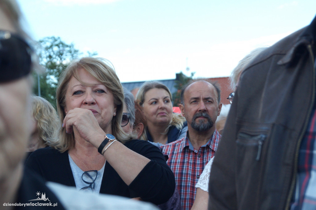 Protest mieszkańców na ul. Płockiej