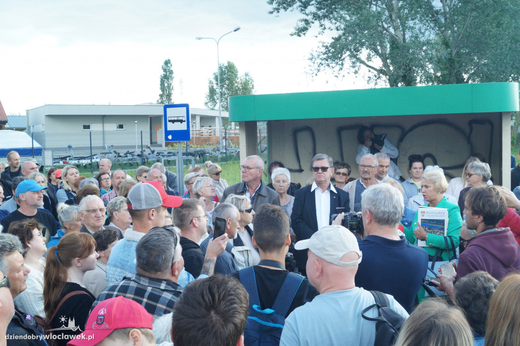 Protest mieszkańców na ul. Płockiej