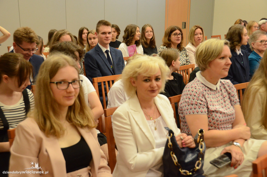 Wręczenie stypendiów prezydenta Włocławka