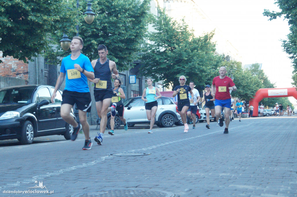 Bieg Śródmieścia na ul. 3 Maja