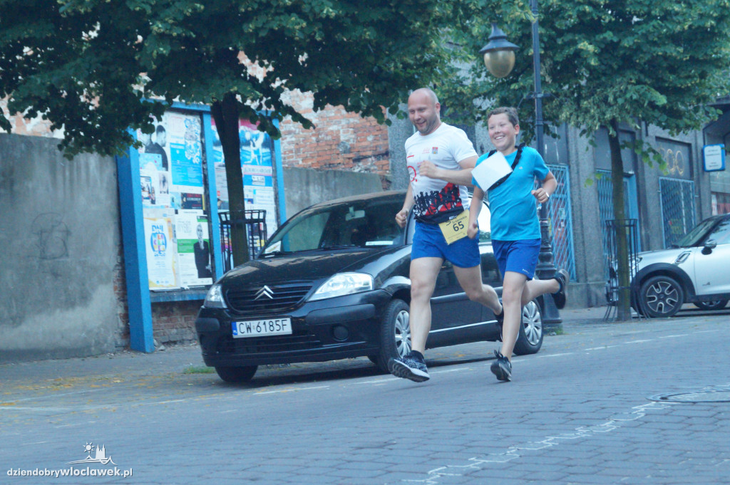 Bieg Śródmieścia na ul. 3 Maja