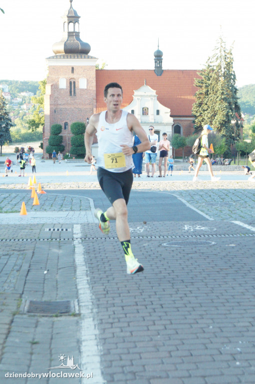 Bieg Śródmieścia na ul. 3 Maja