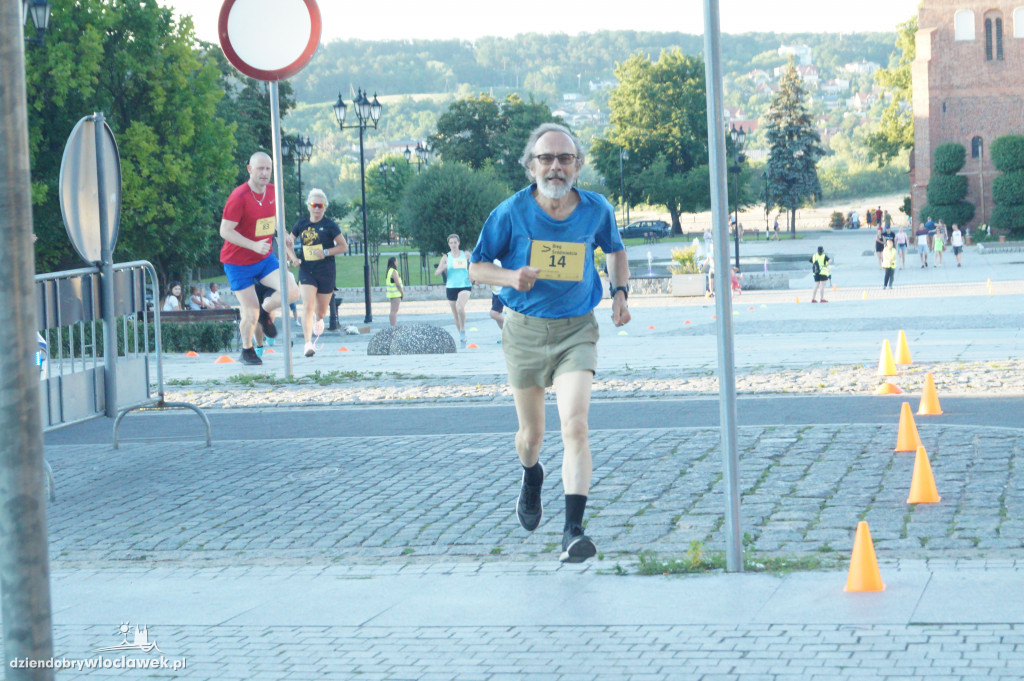 Bieg Śródmieścia na ul. 3 Maja