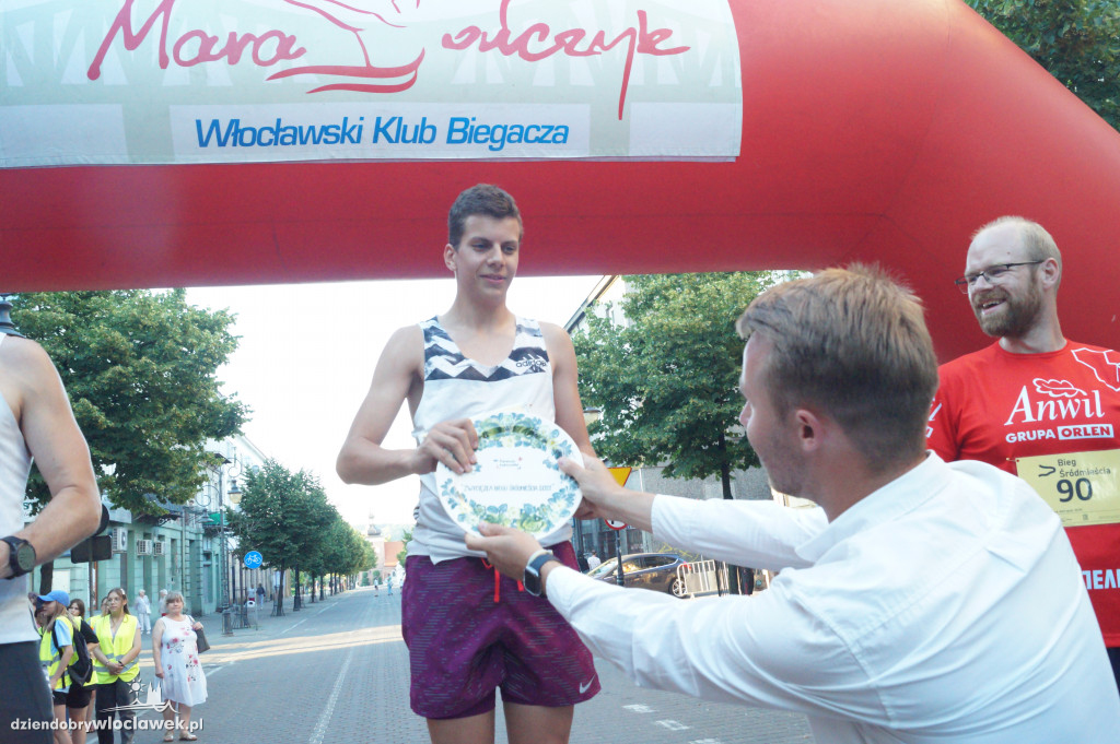 Bieg Śródmieścia na ul. 3 Maja