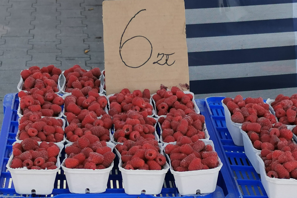 Ceny na targowisku przy Kaliskiej