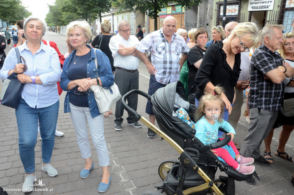 Potańcówka z Łęgowianami na 3 Maja