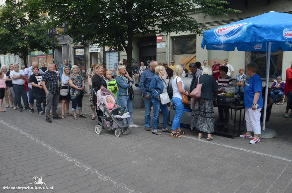 Potańcówka z Łęgowianami na 3 Maja