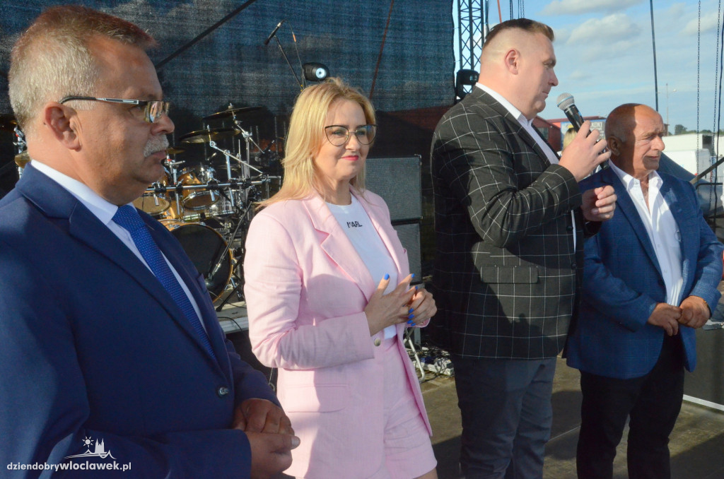 Koła gospodyń wiejskich na Święcie Powiatu Włocławskiego