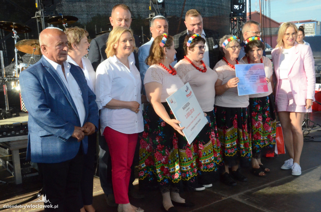 Koła gospodyń wiejskich na Święcie Powiatu Włocławskiego