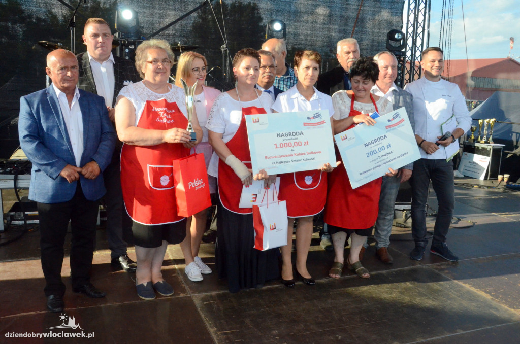 Koła gospodyń wiejskich na Święcie Powiatu Włocławskiego