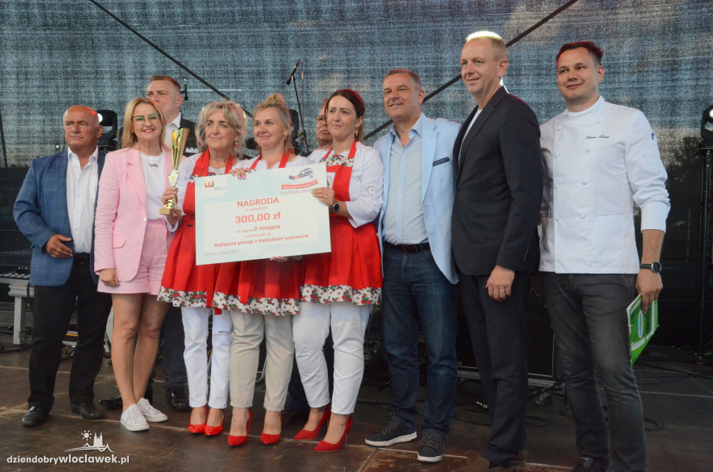 Koła gospodyń wiejskich na Święcie Powiatu Włocławskiego