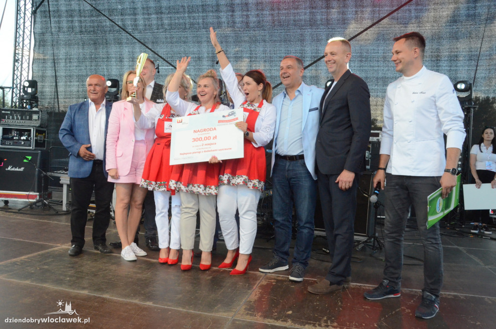 Koła gospodyń wiejskich na Święcie Powiatu Włocławskiego