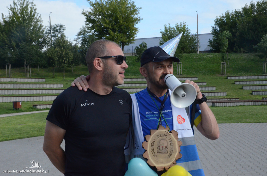 Setny parkrun Słodowo przebiegł przez park!