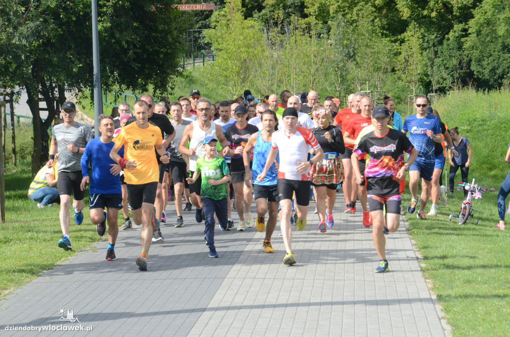Setny parkrun Słodowo przebiegł przez park!