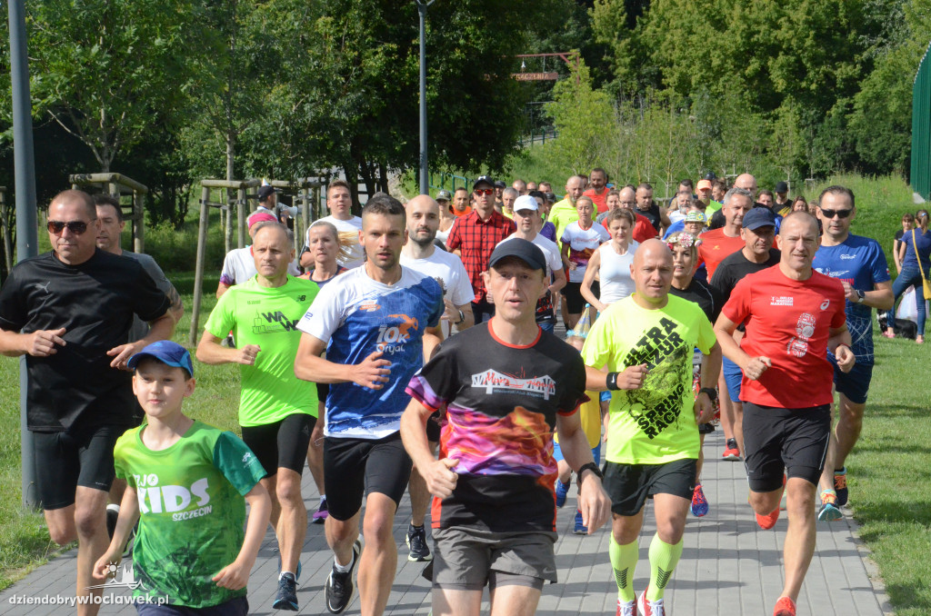 Setny parkrun Słodowo przebiegł przez park!