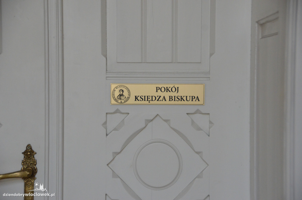 Spacerek z przewodnikiem: Seminarium