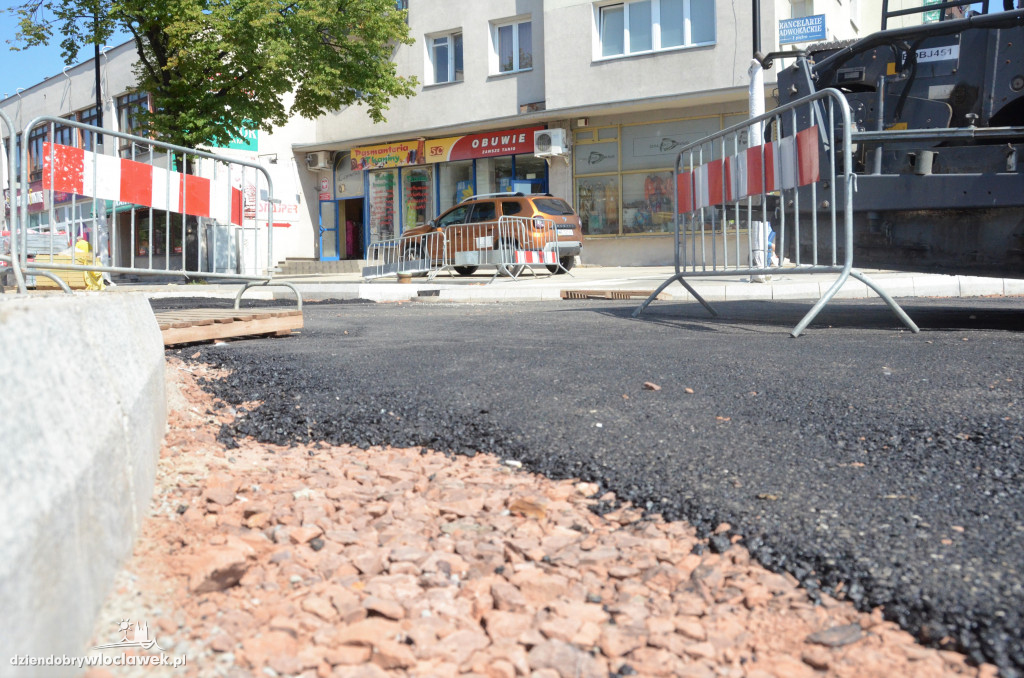 Przebudowa ul. Kilińśkiego - kładą asfalt