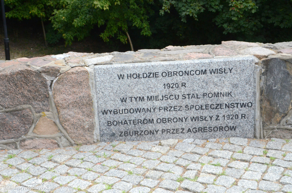 102. rocznica Obrony Włocławka: Uroczystości przy Pomniku Obrońców Wisły