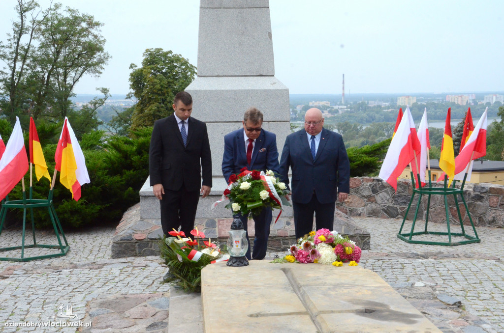 102. rocznica Obrony Włocławka: Uroczystości przy Pomniku Obrońców Wisły