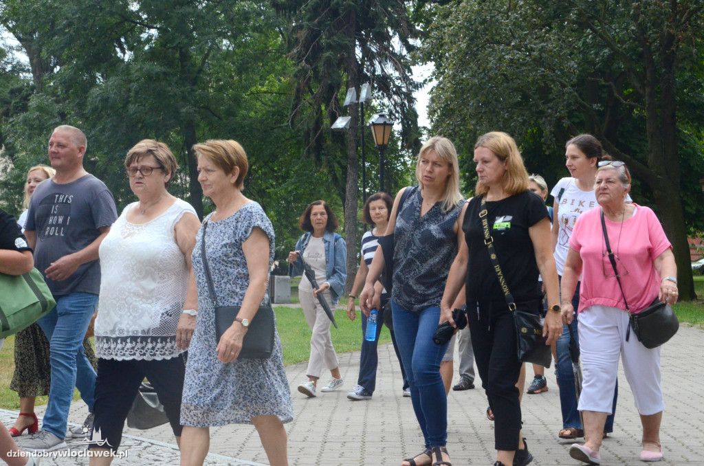 Spacerek z przewodnikiem: Katedra