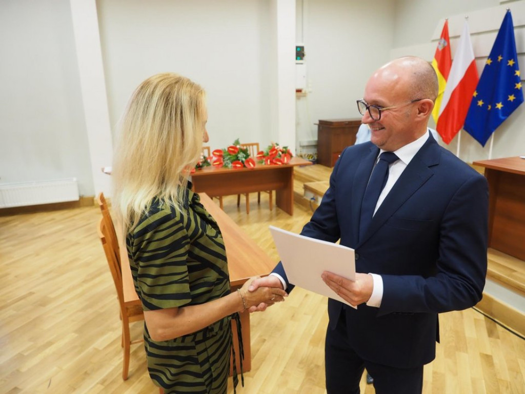 Ratusz pożegnał dyrektorów kilku szkół