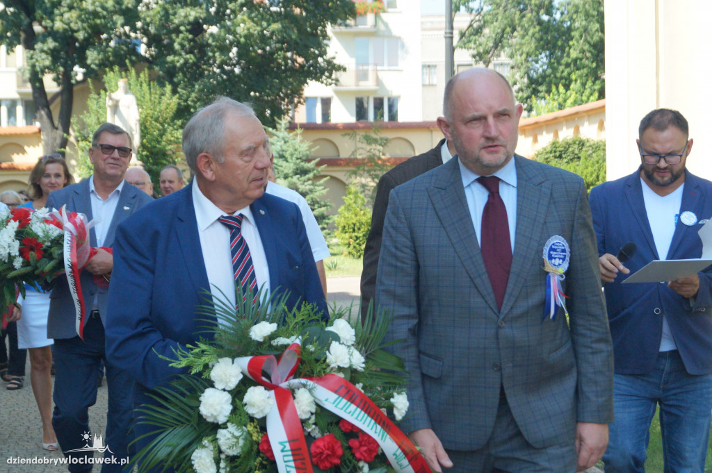 Dożynki Wojewódzkie: odsłonięcie pomnika