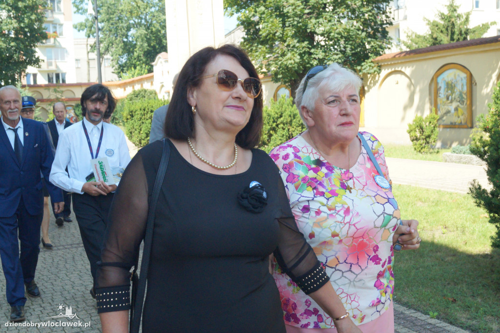 Dożynki Wojewódzkie: odsłonięcie pomnika