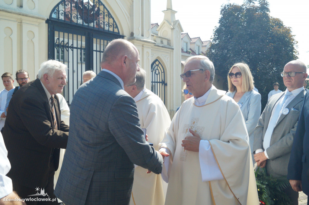 Dożynki Wojewódzkie: odsłonięcie pomnika