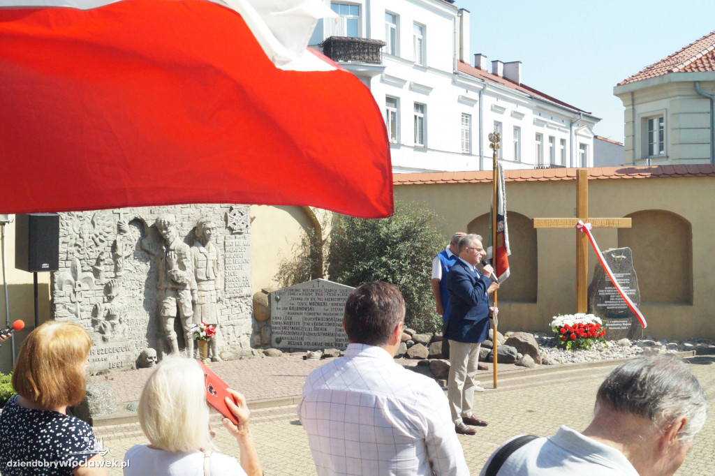 Dożynki Wojewódzkie: odsłonięcie pomnika