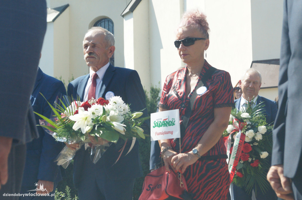 Dożynki Wojewódzkie: odsłonięcie pomnika