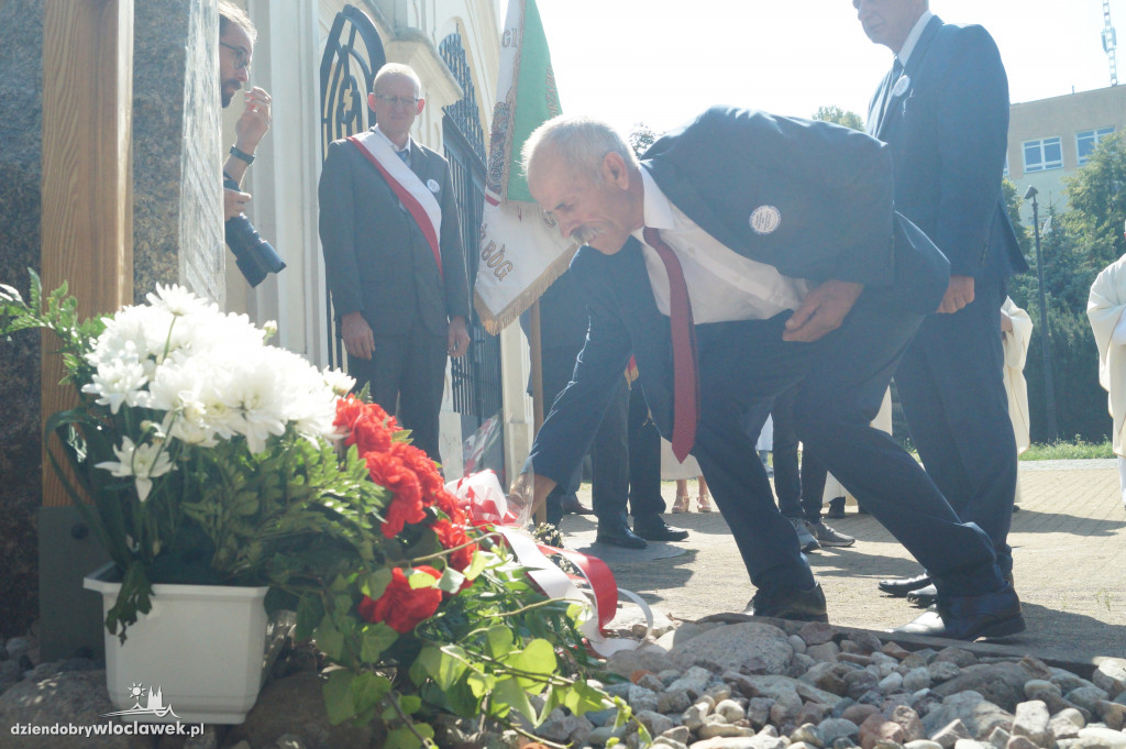 Dożynki Wojewódzkie: odsłonięcie pomnika