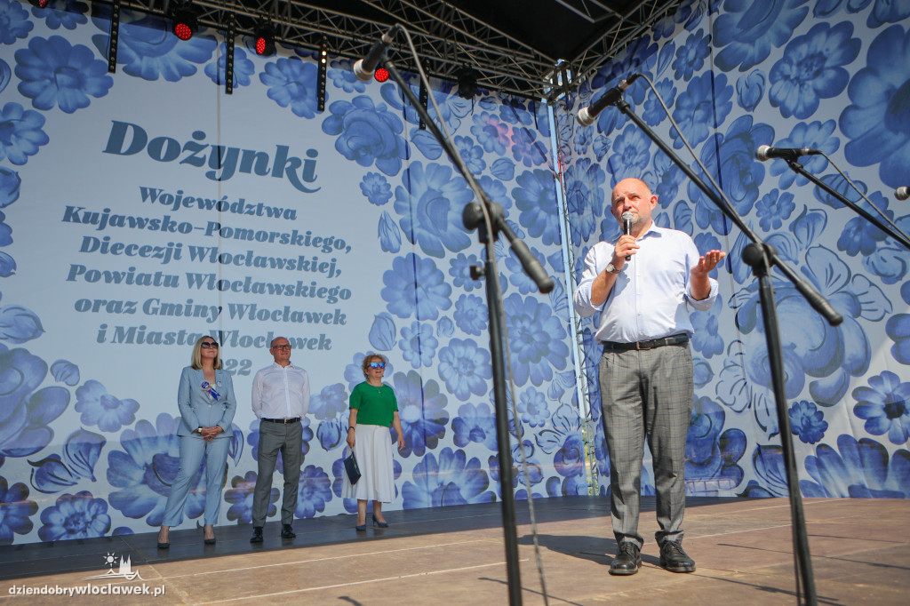 Pierwszy dzień Dożynek Wojewódzkich 2022 we Włocławku