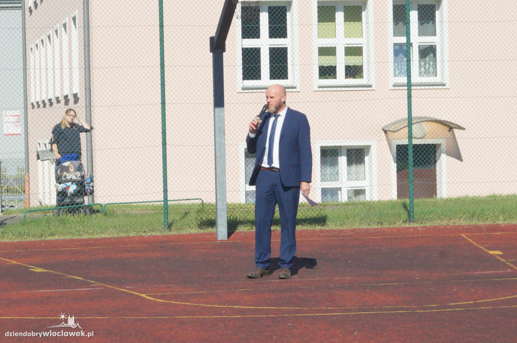 Rozpoczęcie roku szkolnego w 