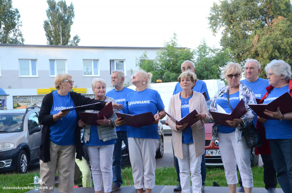 Gry, taniec i występ Łęgowian. Dzień Sąsiada na Płockiej