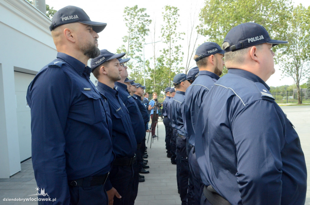 Uroczyste otwarcie posterunku policji w Brześciu Kuj.