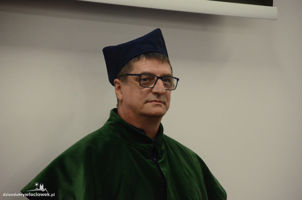 Wręczenie dyplomów w PANS