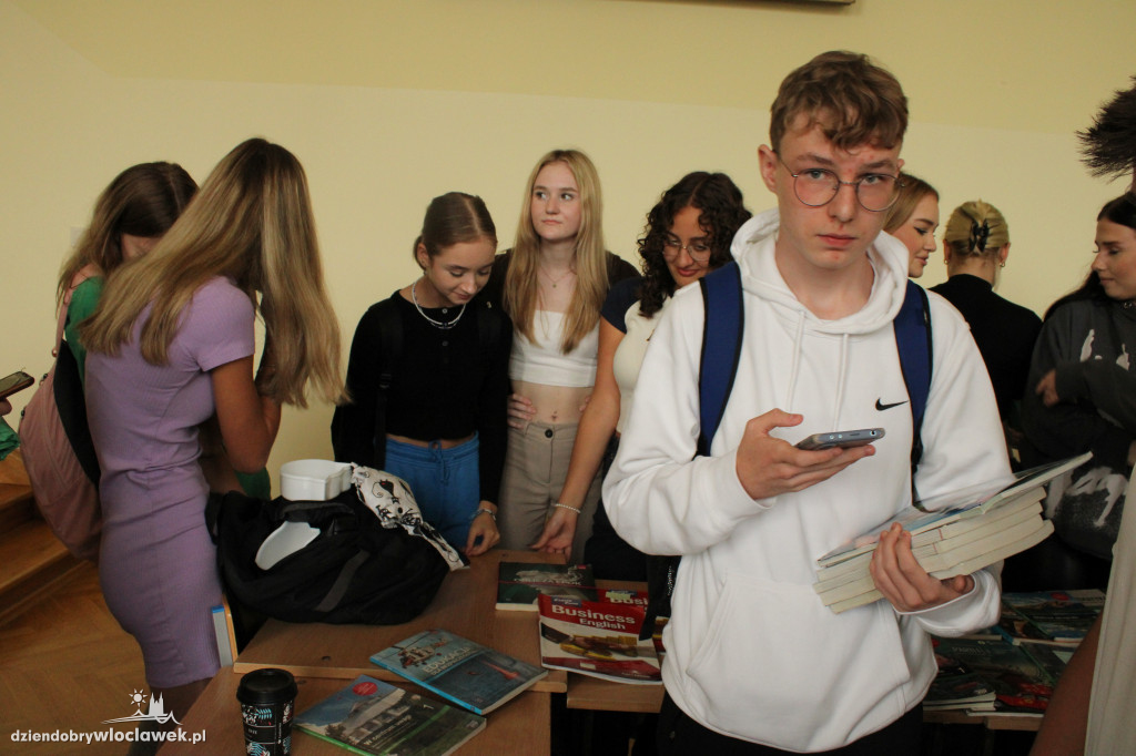 Kiermasz książek w LMK i finał szczytnej akcji