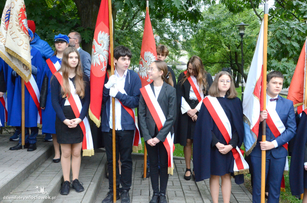 83. rocznica napaści ZSRR na Polskę - uroczystość przy pomniku Armii Krajowej