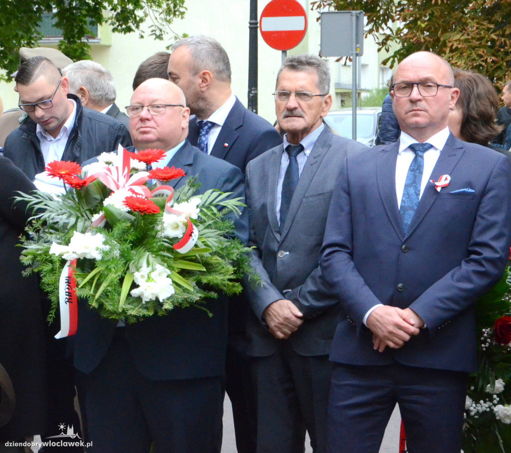 83. rocznica napaści ZSRR na Polskę - uroczystość przy pomniku Armii Krajowej