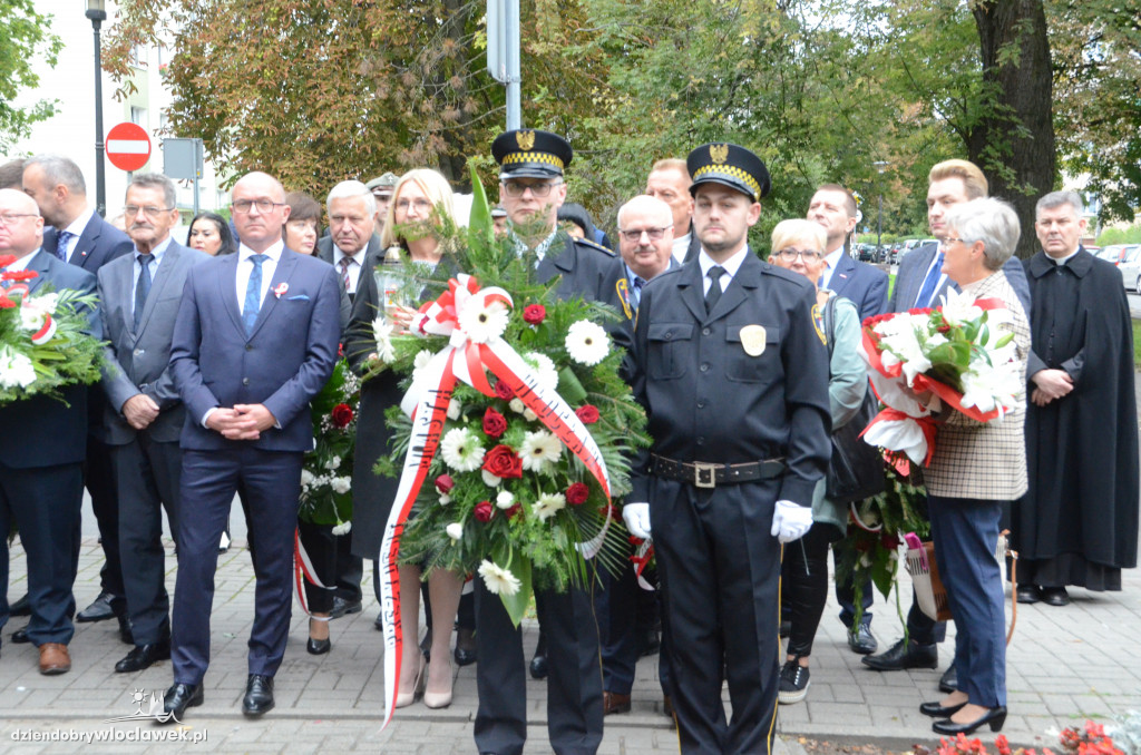 83. rocznica napaści ZSRR na Polskę - uroczystość przy pomniku Armii Krajowej