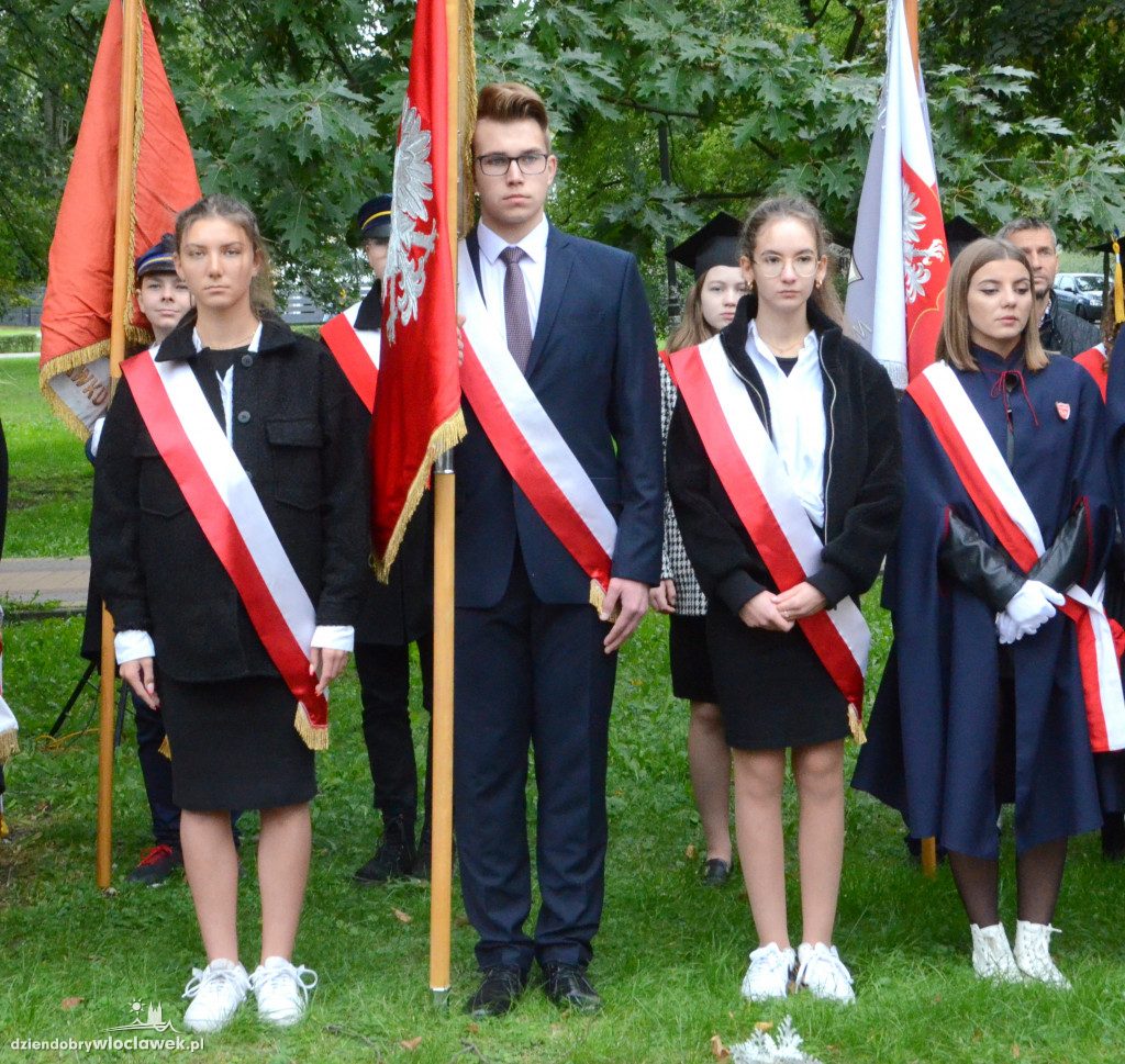 83. rocznica napaści ZSRR na Polskę - uroczystość przy pomniku Armii Krajowej