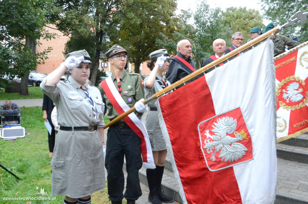 83. rocznica napaści ZSRR na Polskę - uroczystość przy pomniku Armii Krajowej